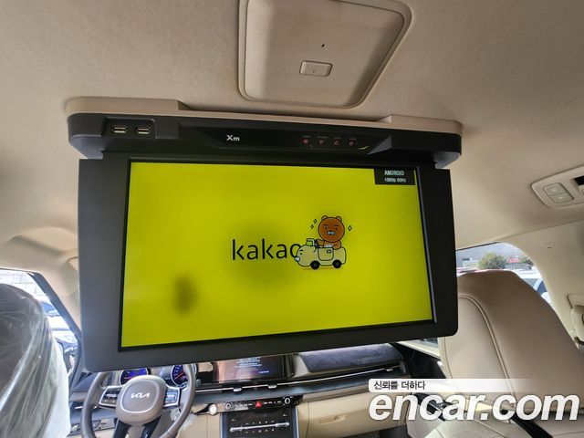 Kia Canival 2023 — photo 11