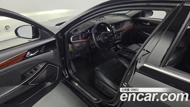 Kia K7 2016 — photo 11