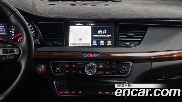 Kia K7 2016 — photo 15