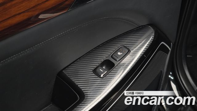Kia K7 2016 — photo 18
