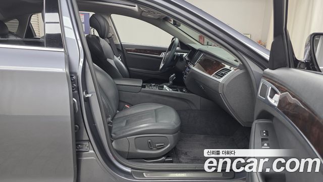 Hyundai Genesis 2016 — photo 11