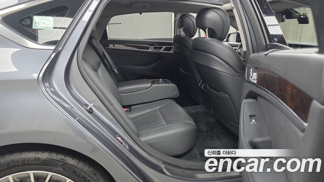 Hyundai Genesis 2016 — photo 12