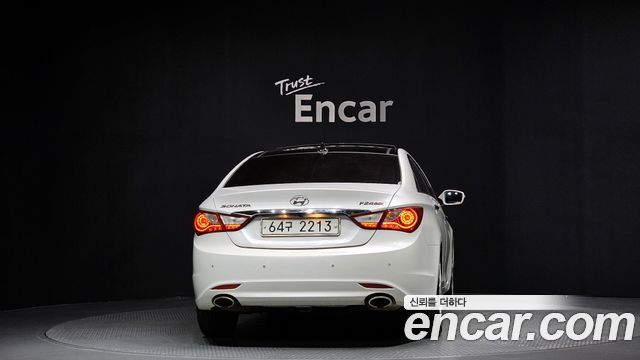 Hyundai Sonata 2010 — photo 4