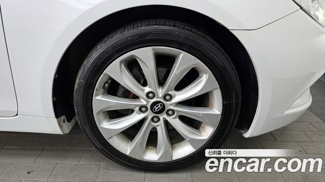 Hyundai Sonata 2010 — photo 5