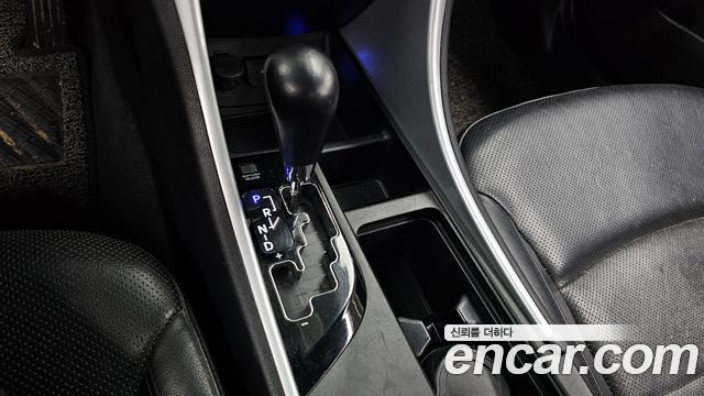 Hyundai Sonata 2010 — photo 9
