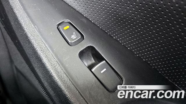 Hyundai Sonata 2010 — photo 18