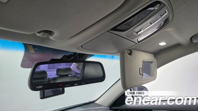Kia K7 2017 — photo 15