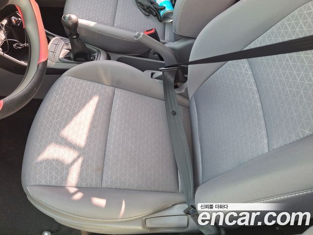 Kia morning 2018 — photo 10