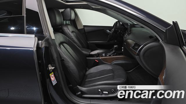 Audi A7 2016 — photo 11