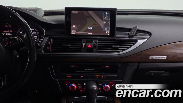 Audi A7 2016 — photo 14