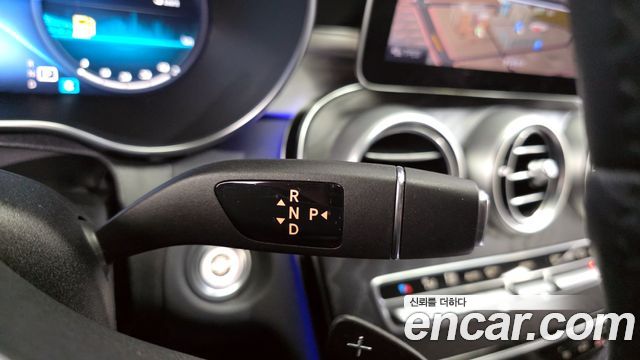 Mercedes-Benz C-Class 2021 — photo 9