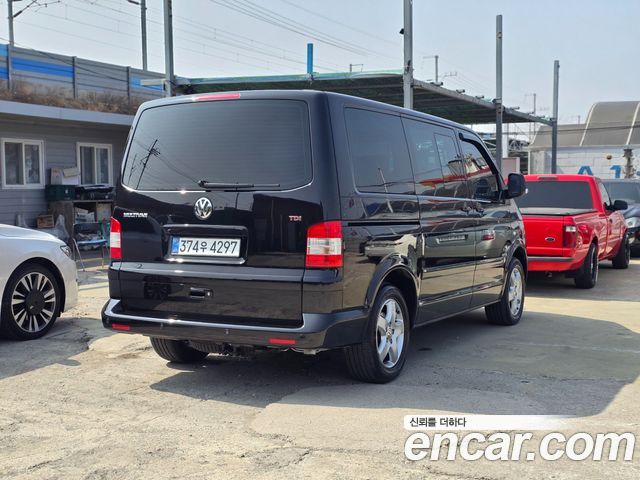 Volkswagen Multivan 2008 — photo 2