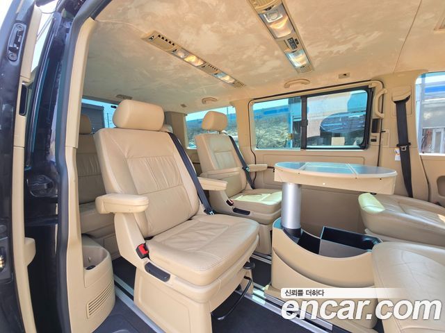 Volkswagen Multivan 2008 — photo 16