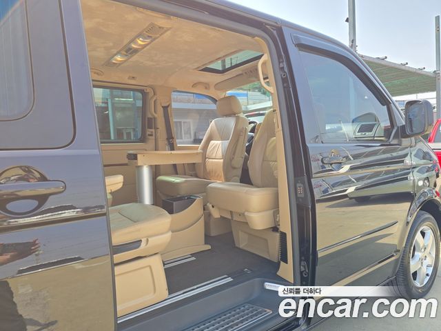Volkswagen Multivan 2008 — photo 17