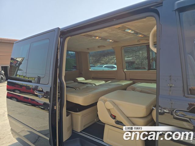 Volkswagen Multivan 2008 — photo 18