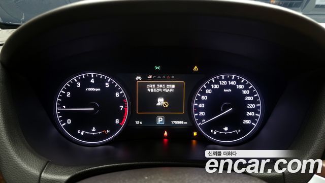 Hyundai Genesis 2016 — photo 8