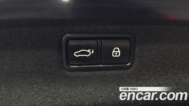 Hyundai Genesis 2016 — photo 20