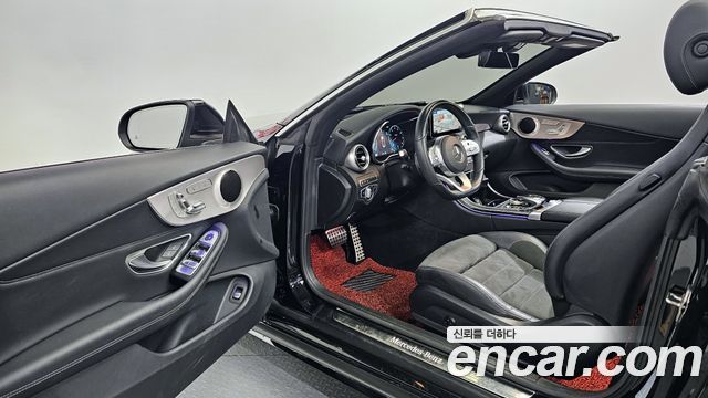 Mercedes-Benz C-Class 2021 — photo 10