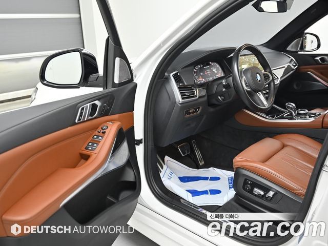BMW X5 2023 — photo 11
