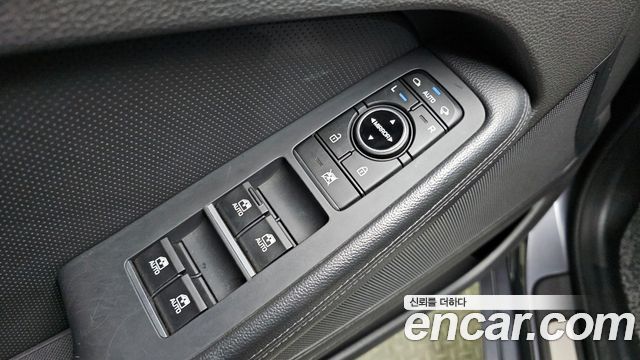 Hyundai Genesis 2015 — photo 13