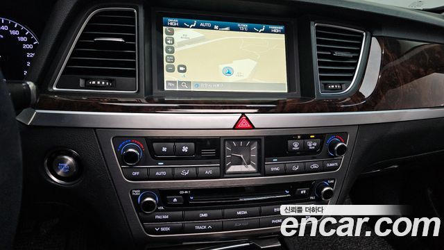 Hyundai Genesis 2015 — photo 16