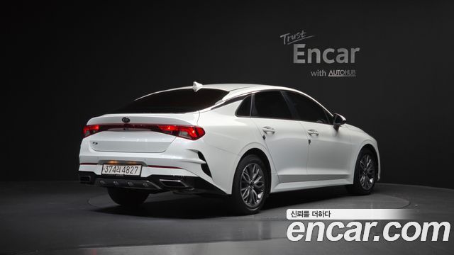 Kia K5 2021 — photo 2