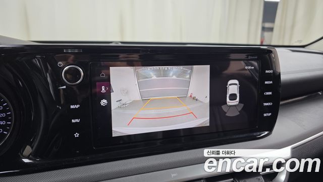 Kia K5 2021 — photo 17