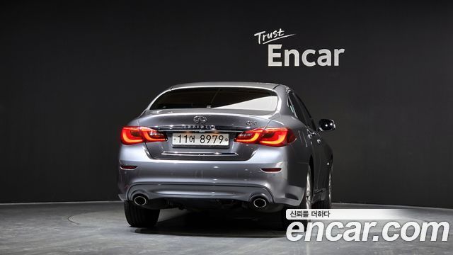 Infiniti Q70 2015 — photo 4
