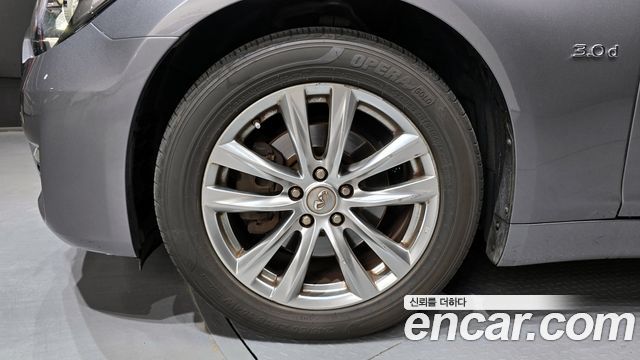 Infiniti Q70 2015 — photo 5