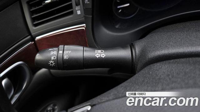 Infiniti Q70 2015 — photo 17