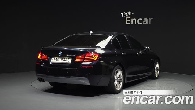 BMW 5-Series 2016 — photo 2