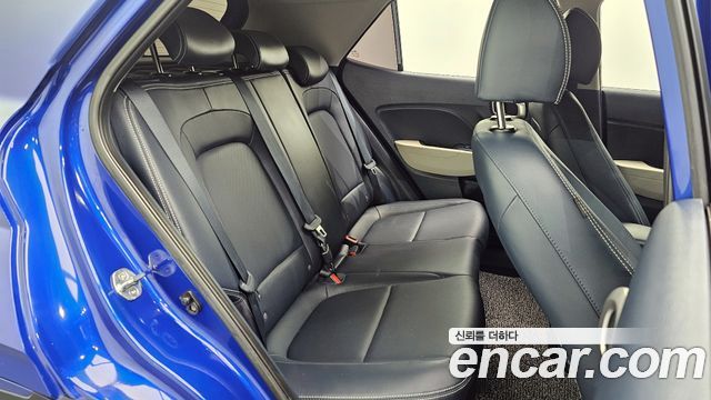 Hyundai Venue 2021 — photo 12