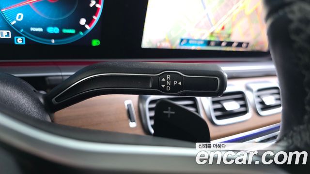 Mercedes-Benz GLE-Class 2019 — photo 9