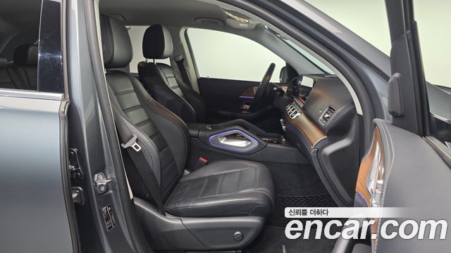 Mercedes-Benz GLE-Class 2019 — photo 10