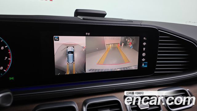 Mercedes-Benz GLE-Class 2019 — photo 15