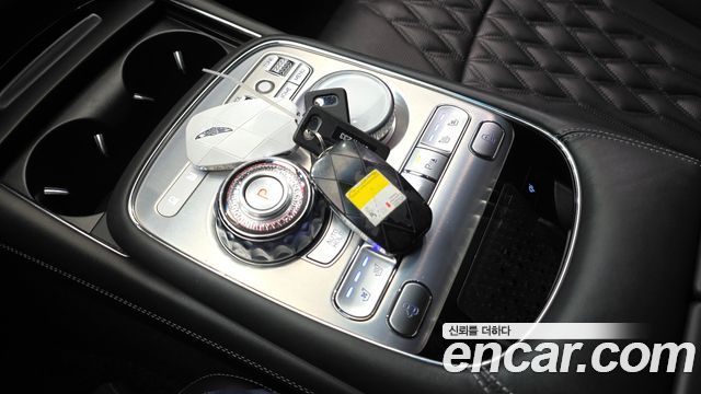 Genesis G90 2022 — photo 8