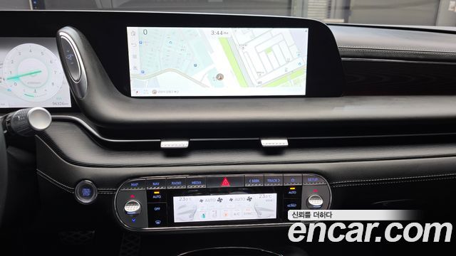 Genesis G90 2022 — photo 14
