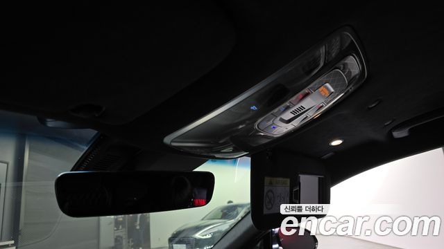 Genesis G90 2022 — photo 16