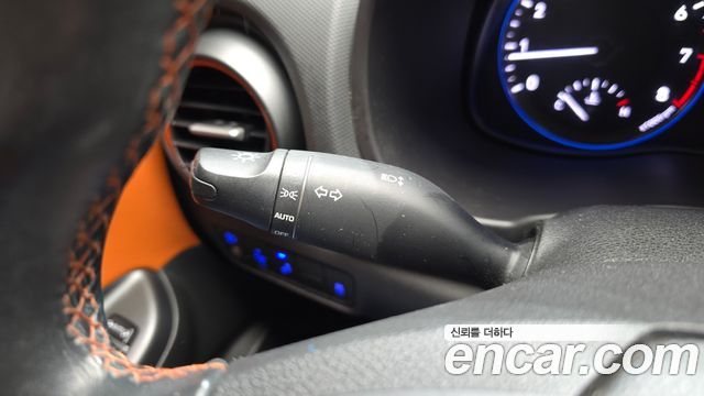 Hyundai Kona 2018 — photo 16