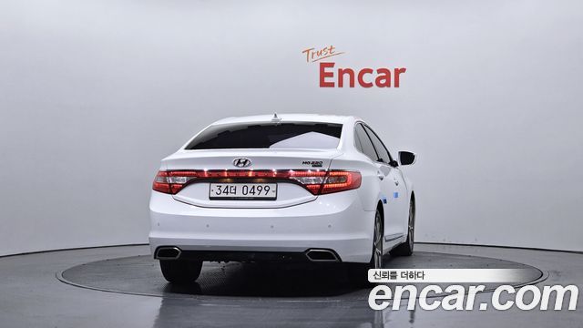 Hyundai Grandeur 2016 — photo 4