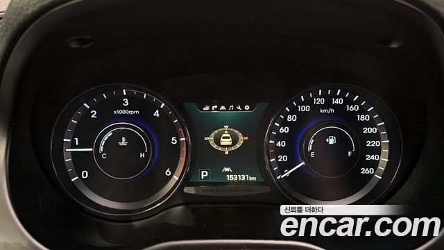 Hyundai Grandeur 2016 — photo 8