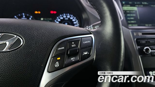 Hyundai Grandeur 2016 — photo 16