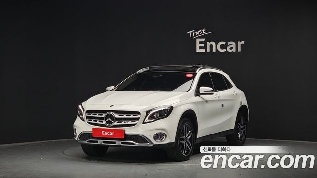 Mercedes-Benz GLA-Class 2018 — photo 1