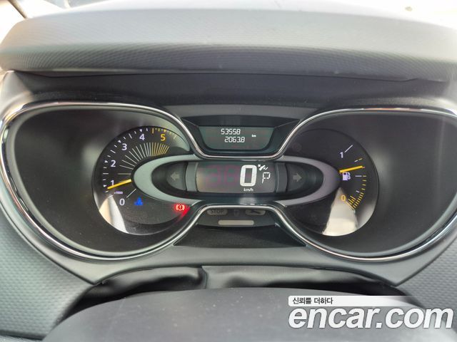 Renault Korea QM3 2015 — photo 11