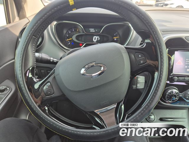 Renault Korea QM3 2015 — photo 12