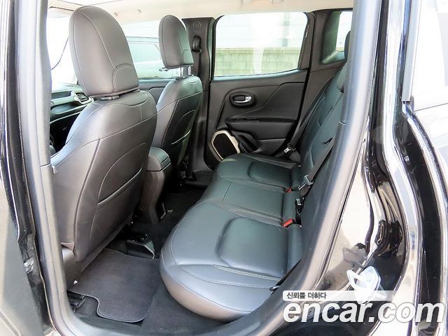 Jeep Renegade 2017 — photo 6