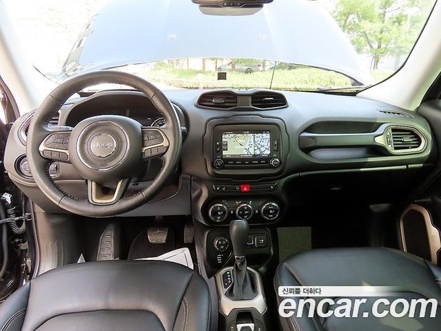 Jeep Renegade 2017 — photo 7