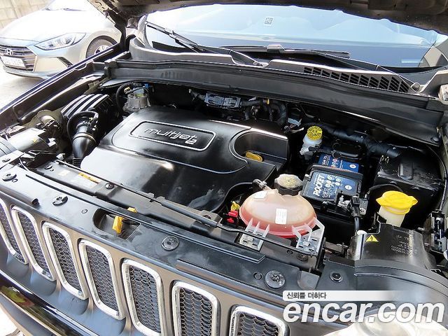Jeep Renegade 2017 — photo 18