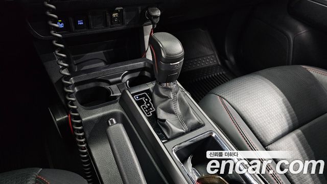 Toyota Tacoma 2017 — photo 9
