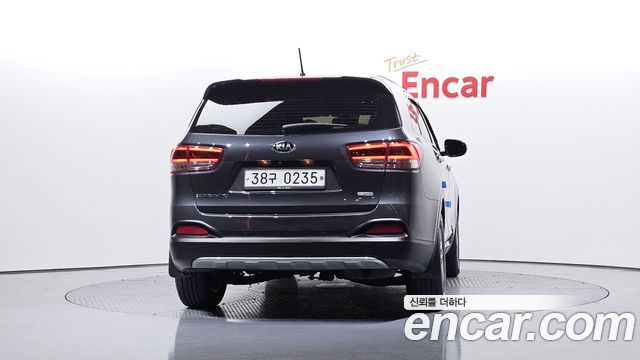 Kia Sorento 2017 — photo 4